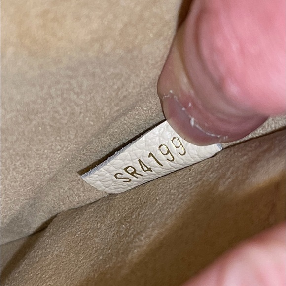 Louis Vuitton On My Side Satchel - Picture 16 of 16